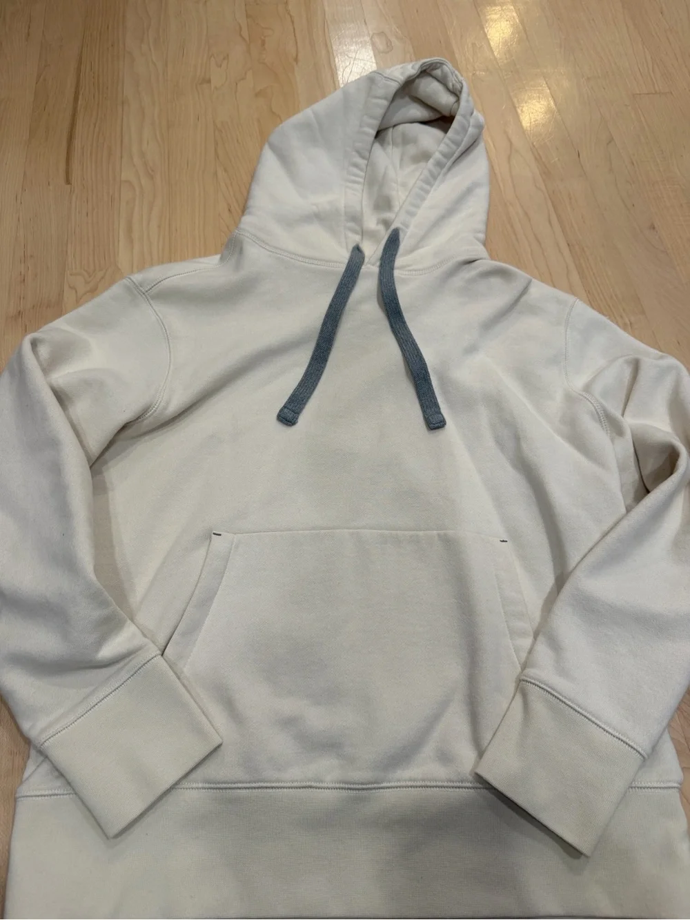 Banana Republic cream pullover